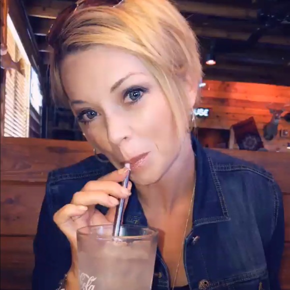 Meet the Posher - Picture 7 of 9